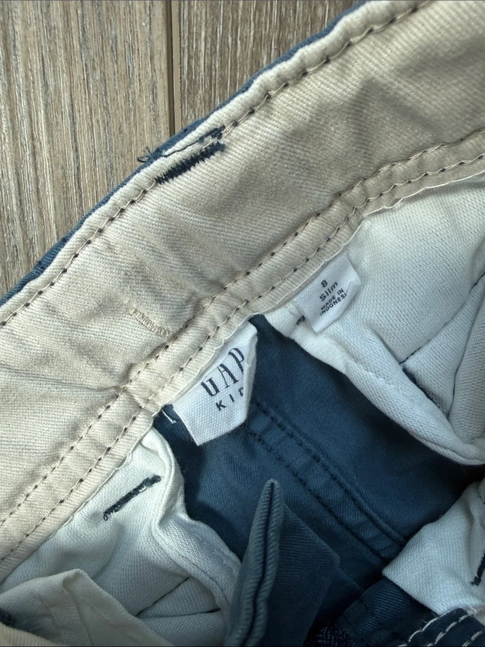 GAP Boys Cargo Shorts Set – Tan & Camo (never worn) Blue a couple x’s!